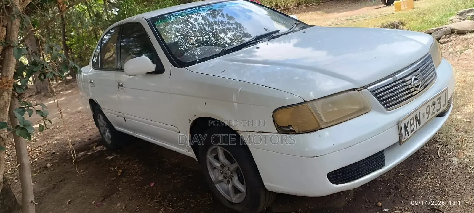 Nissan Sunny 2005 White