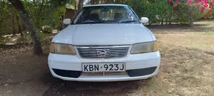 Nissan Sunny 2005 White