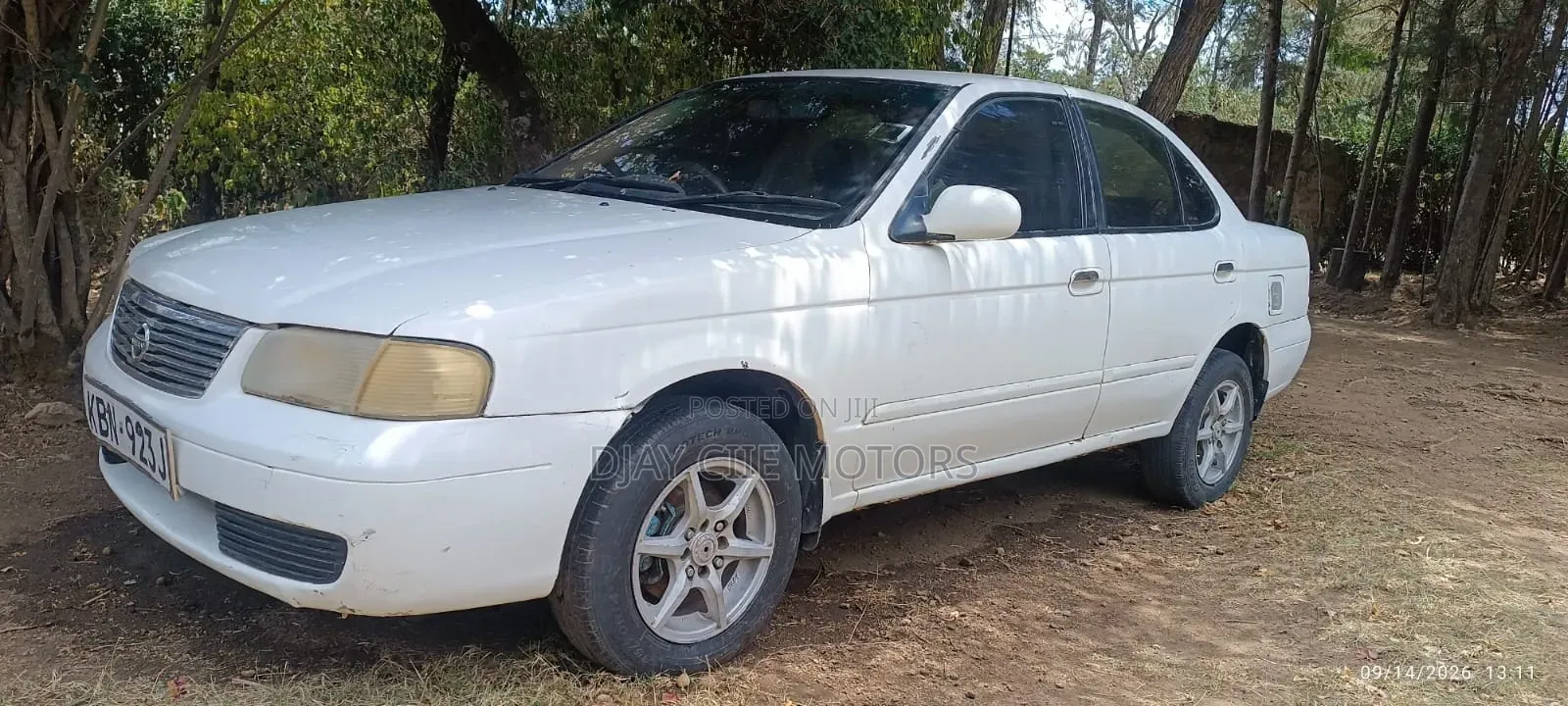 Nissan Sunny 2005 White