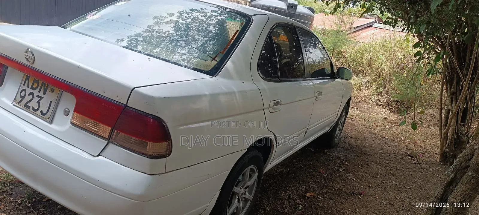 Nissan Sunny 2005 White