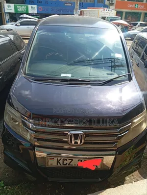Honda Stepwgn 2013 Brown