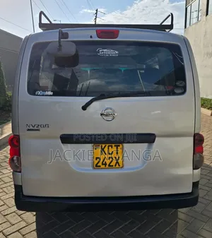 Nissan NV200 2011 White