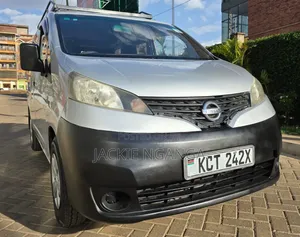 Nissan NV200 2011 White