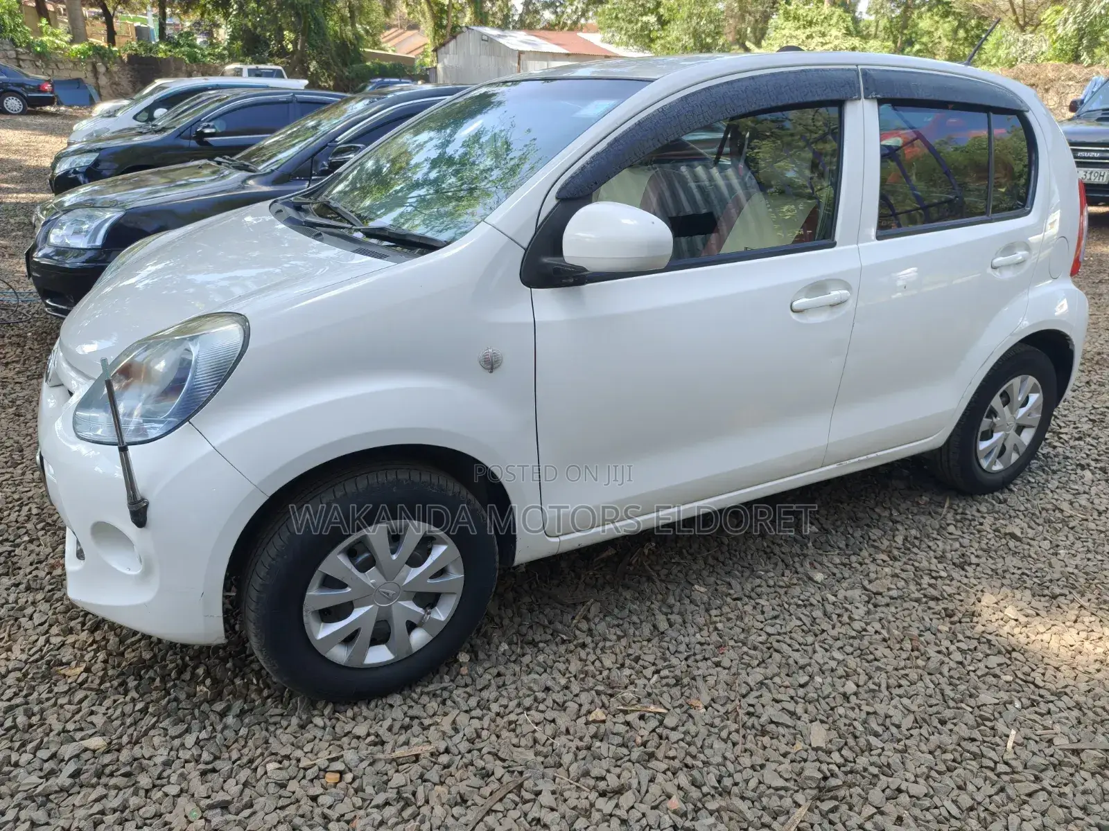 Toyota Passo 1.0 FWD 2015 White