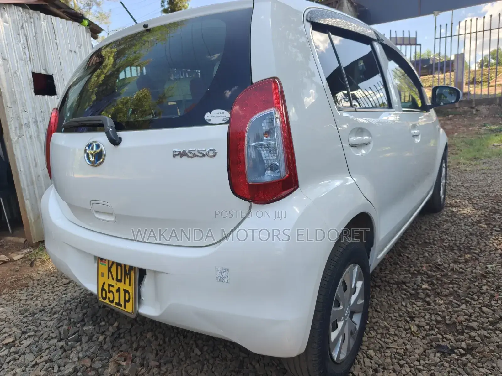 Toyota Passo 1.0 FWD 2015 White