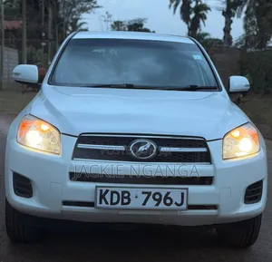 Toyota RAV4 2013 White