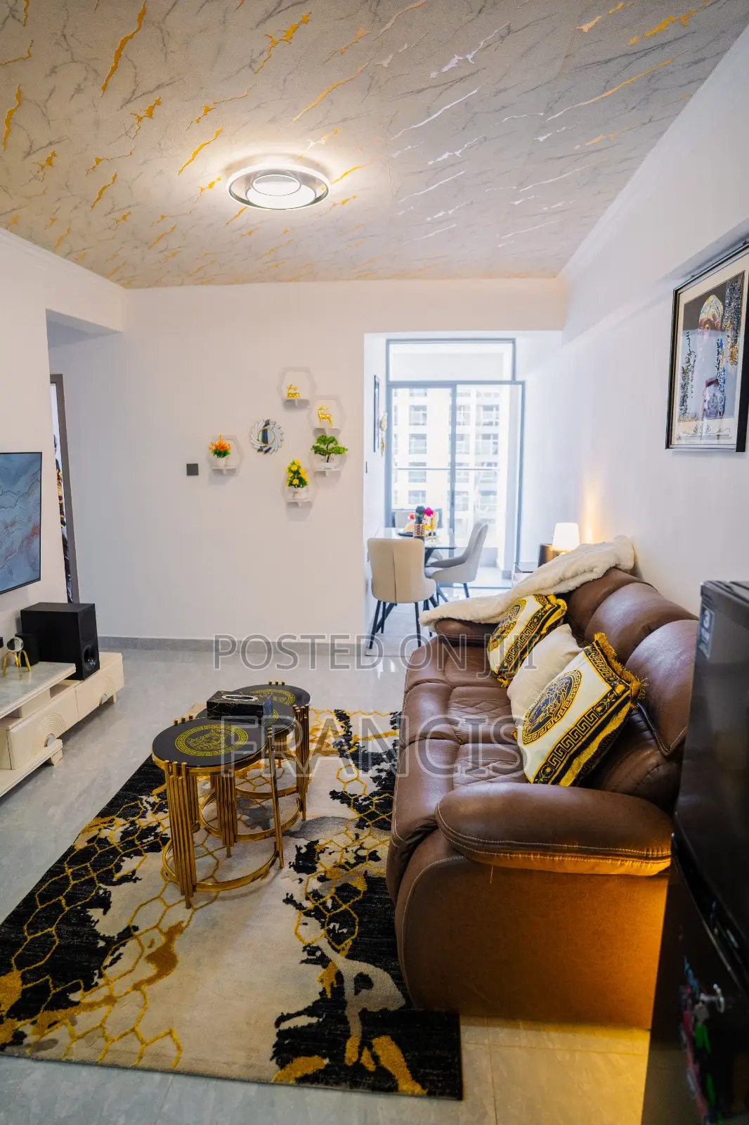Luxurious 1 Bedroom Kilimani Airbnb | Near Yaya Center | Parking