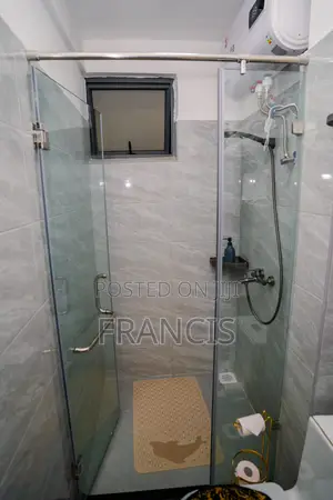 Luxurious 1 Bedroom Kilimani Airbnb | Near Yaya Center | Parking