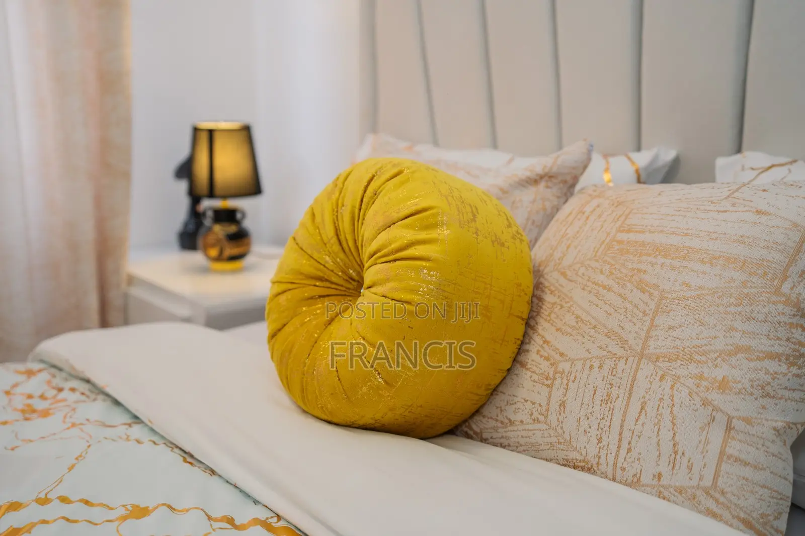 Luxurious 1 Bedroom Kilimani Airbnb | Near Yaya Center | Parking
