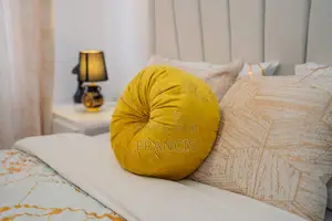 Luxurious 1 Bedroom Kilimani Airbnb | Near Yaya Center | Parking