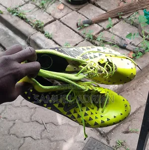 Running Spikes