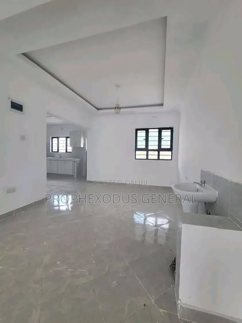 4bdrm Bungalow in Matasia for rent