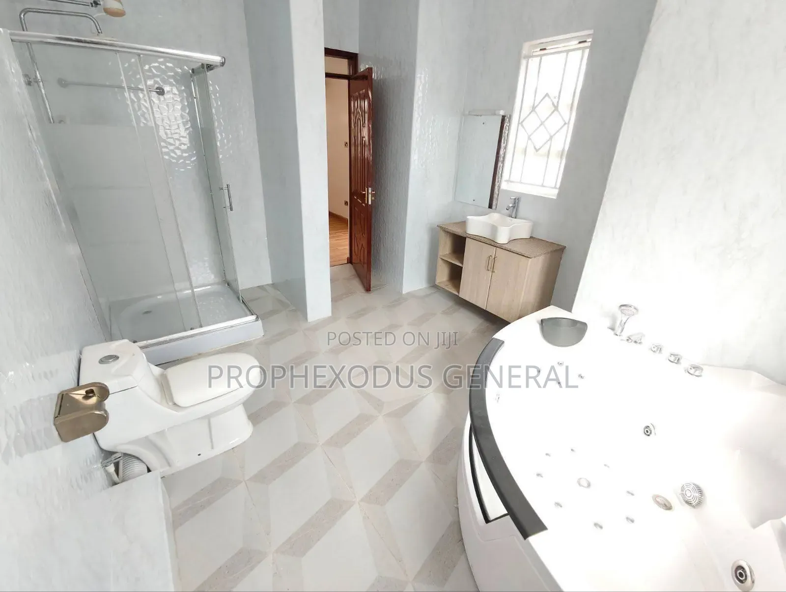 4bdrm Villa in Kibiku for rent