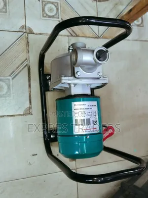 900 W/96 v DC Solar Water Pump