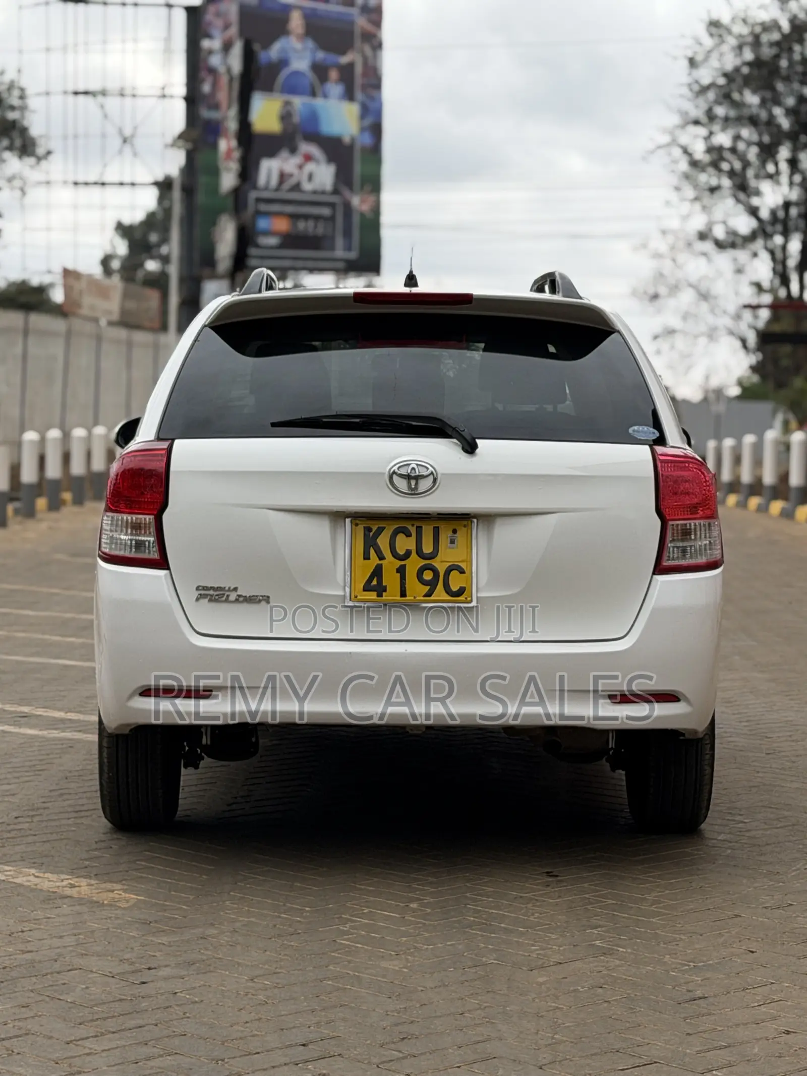 Toyota Corolla Fielder 2013 White
