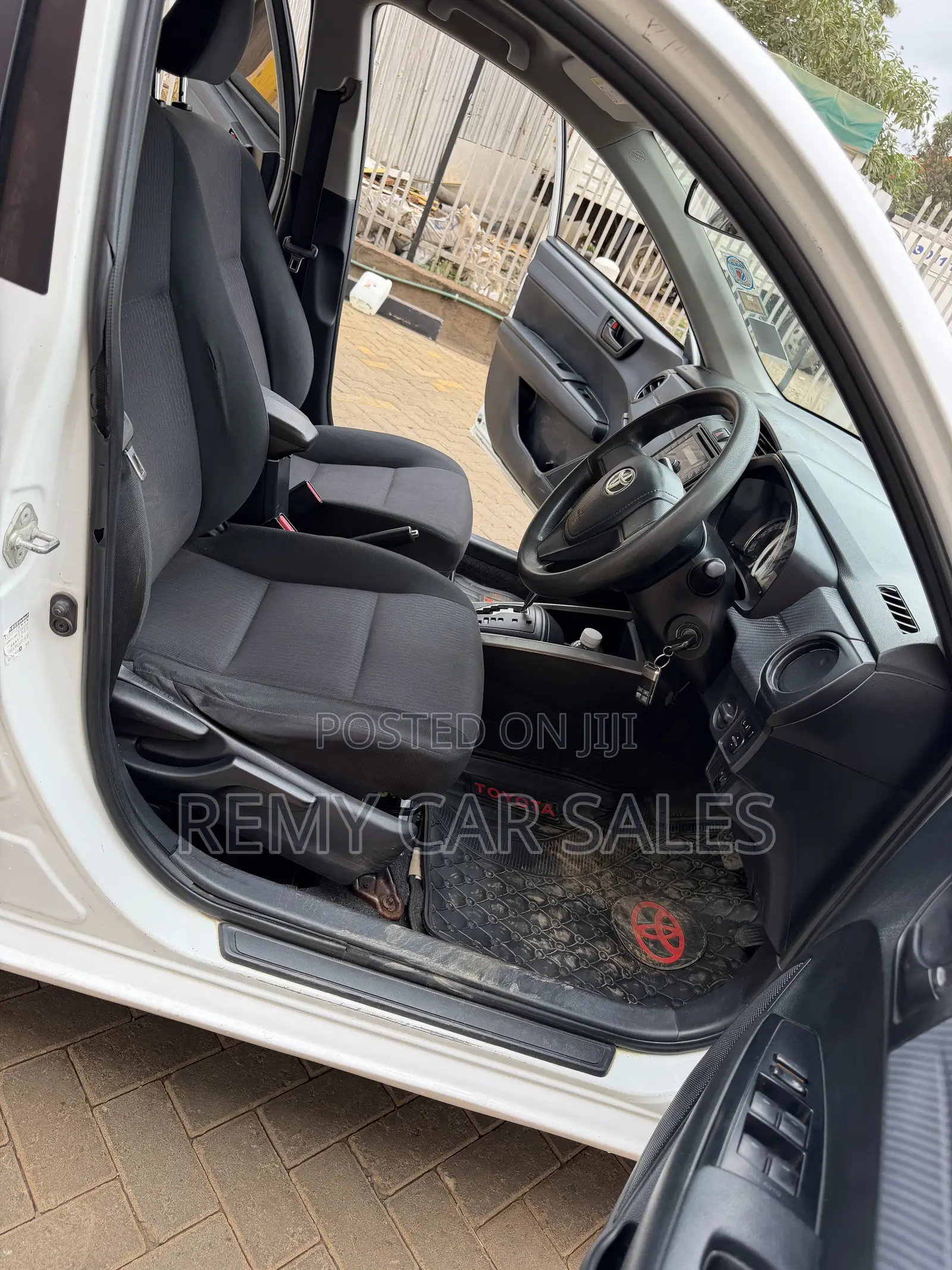 Toyota Corolla Fielder 2013 White