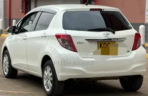 Toyota Vitz 2013 White