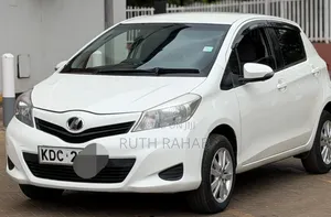 Toyota Vitz 2013 White