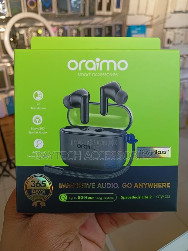 The Oraimo SpaceBuds Lite 2 (OTW-325) True Wireless Earbuds.