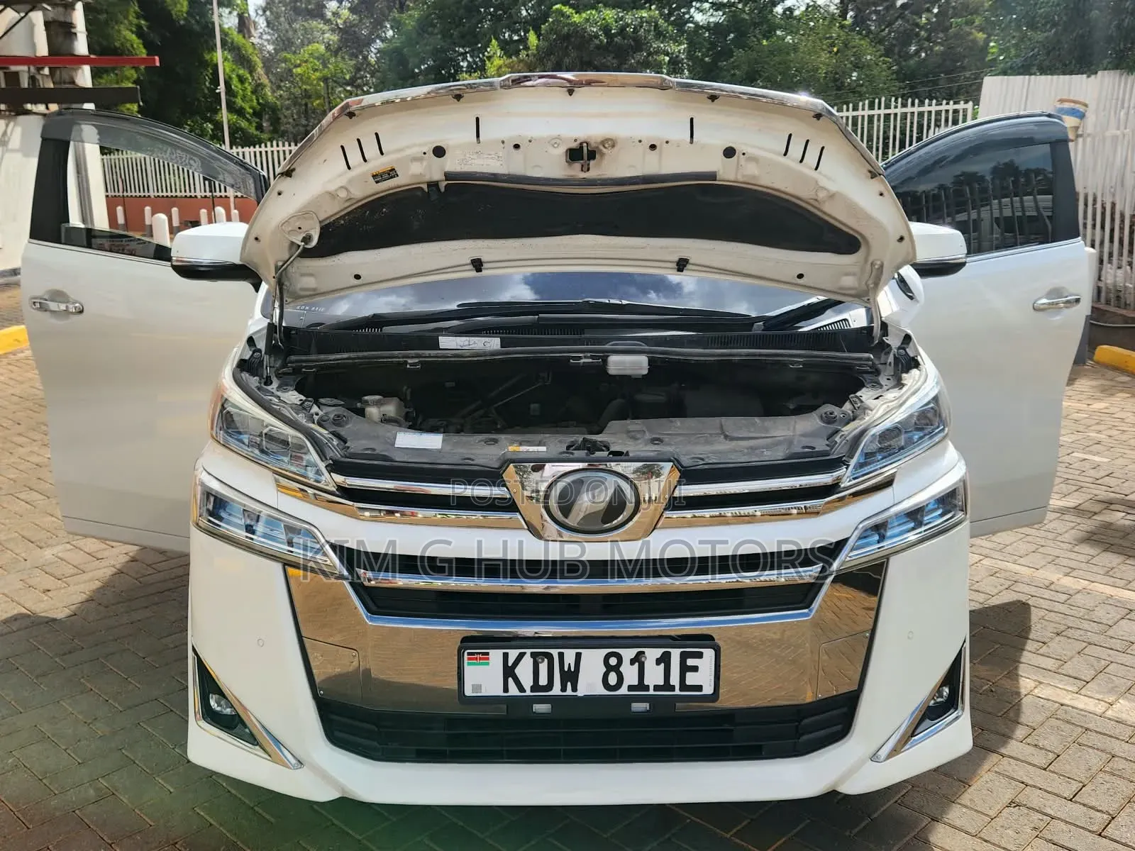 Toyota Vellfire 2018 Pearl