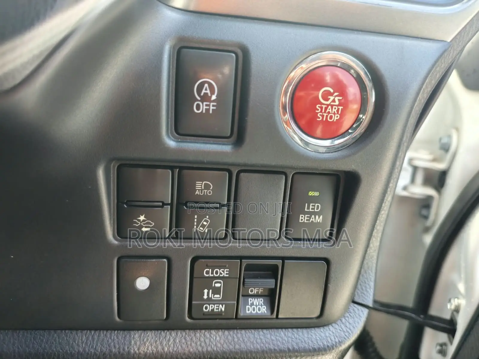 Toyota Voxy 2017