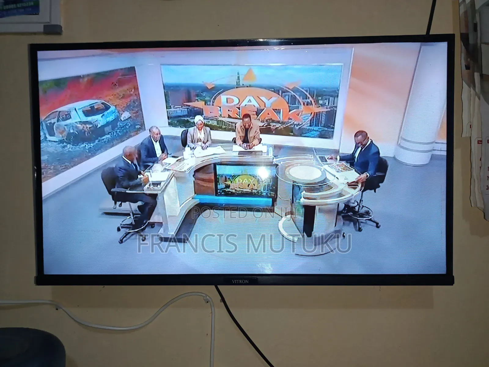 Vitron 32 Inches Smart TV