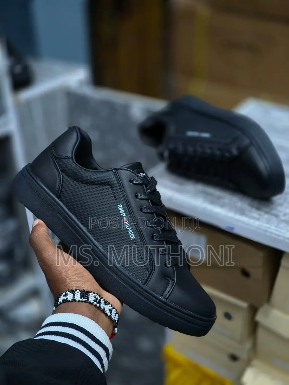 TH Court Leather Detail Essential Size 40-45