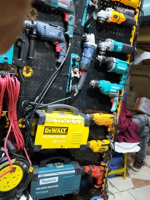 Makita Welding Machine 500amps 240V Full Set and FREE Welding Rods