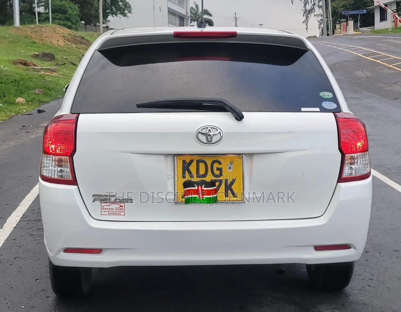 Toyota Corolla Fielder 2014 White