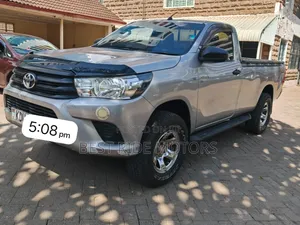 Toyota Hilux Revo Single Cab Deisel 2.8 AWD 2018 Silver