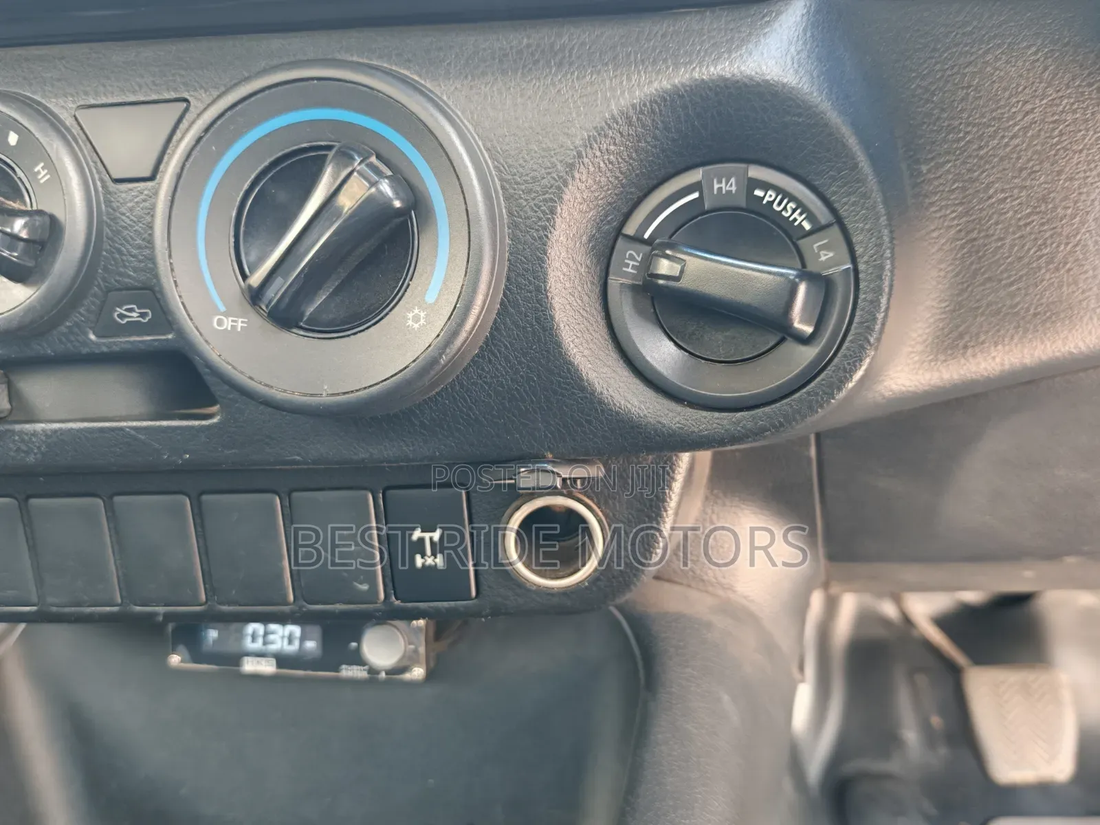 Toyota Hilux Revo Single Cab Deisel 2.8 AWD 2018 Silver