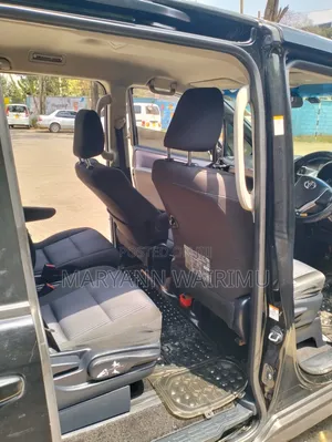 Toyota Noah 2015 Black