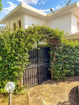 Furnished 4bdrm Bungalow in 4Br Furnished In for sale