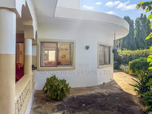 Furnished 4bdrm Bungalow in 4Br Furnished In for sale