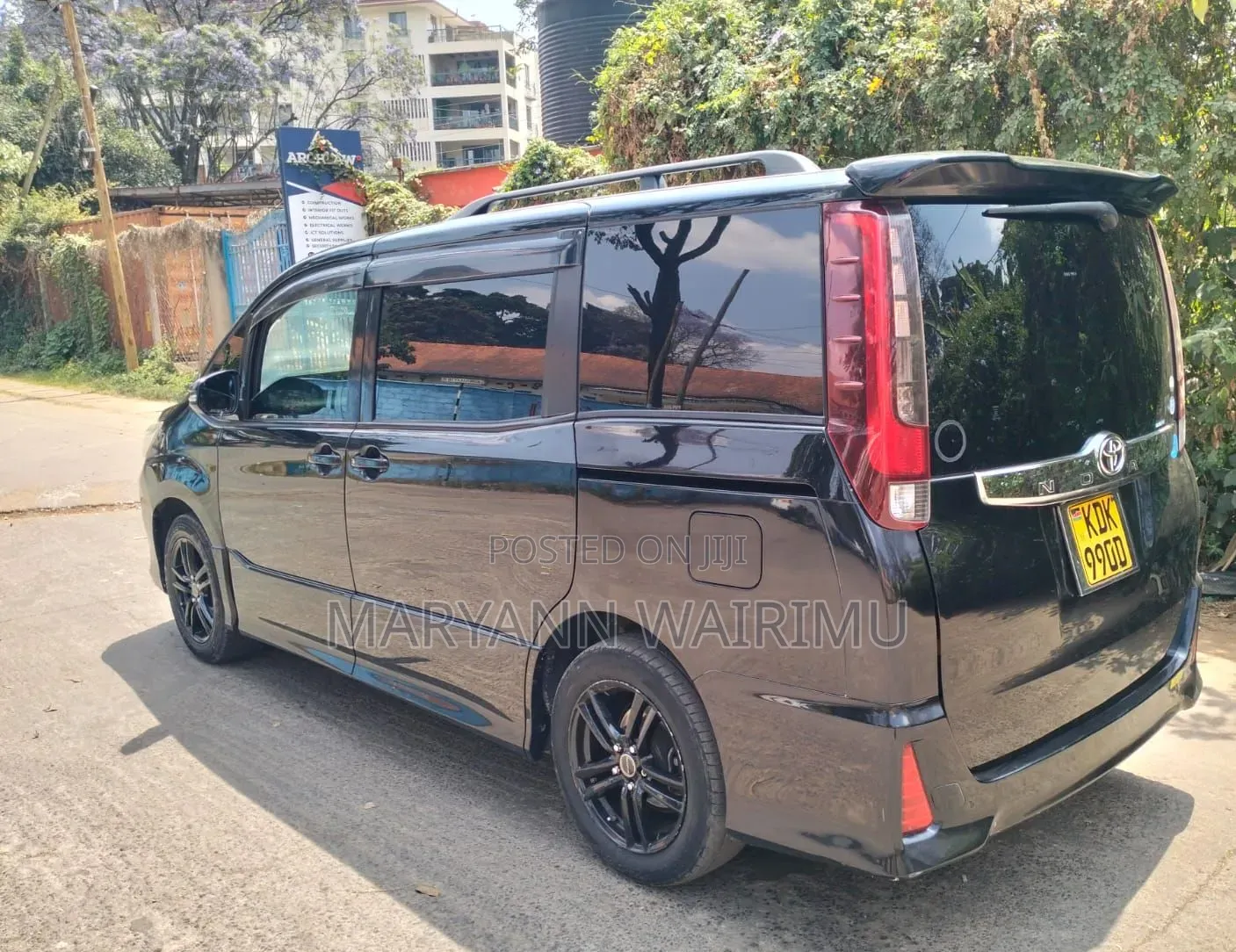 Toyota Noah 2015 Black