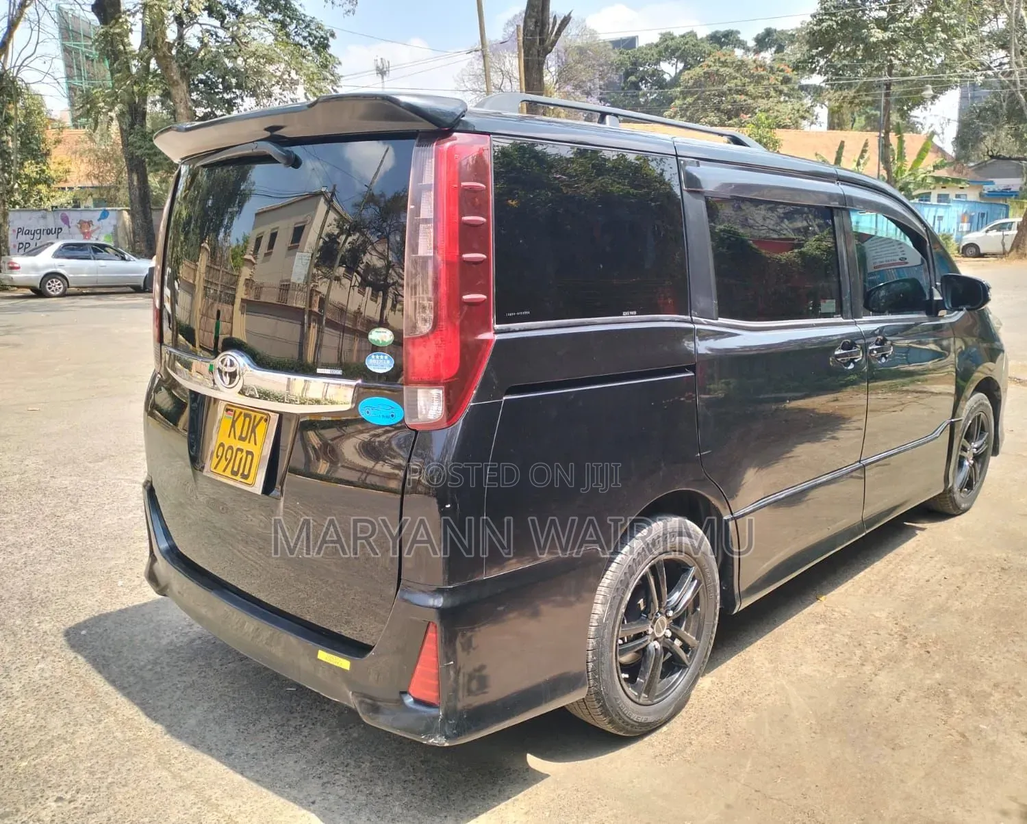 Toyota Noah 2015 Black