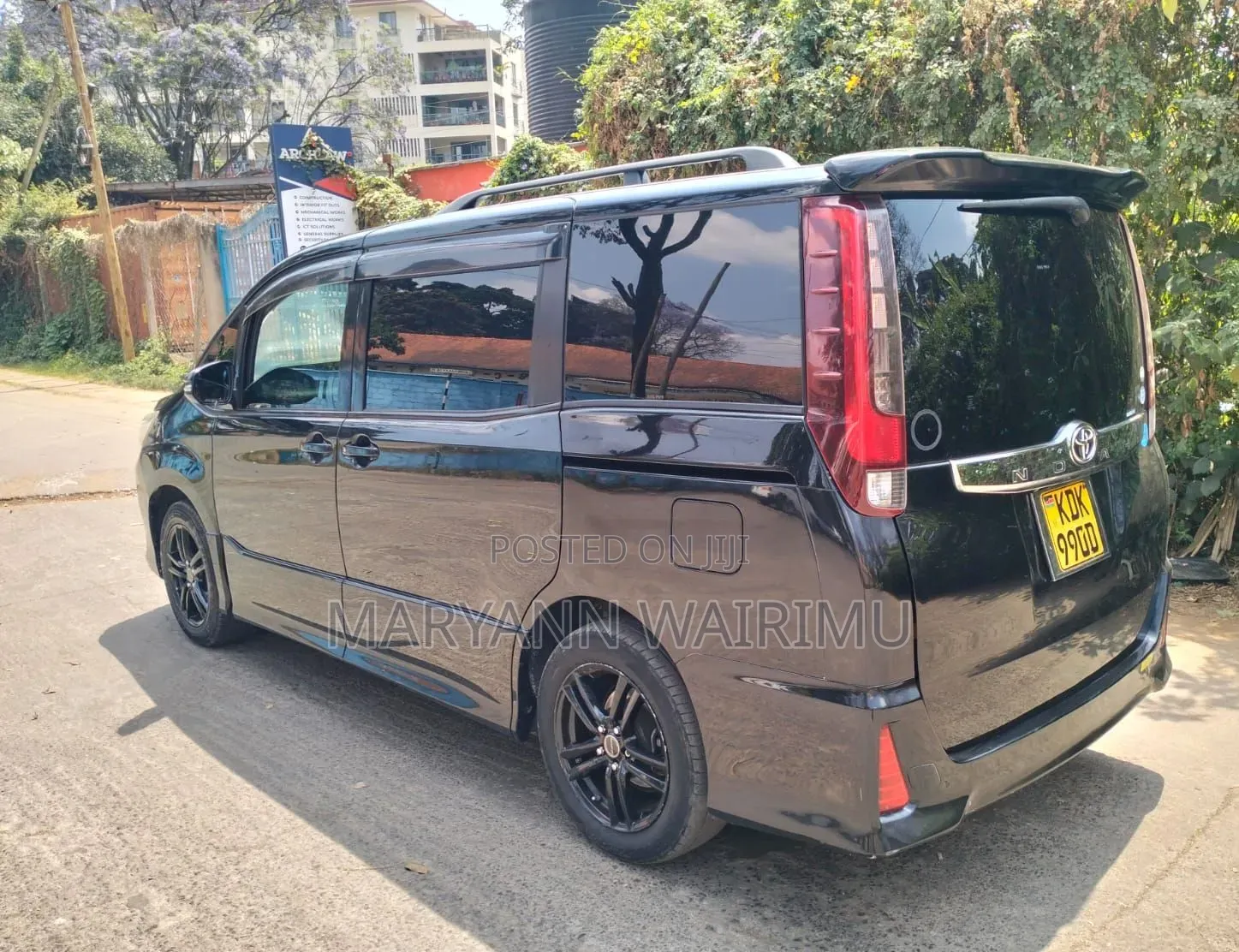 Toyota Noah 2015 Black