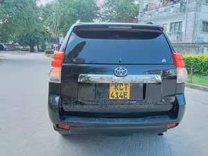 Toyota Land Cruiser Prado 2012 Black