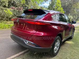 Toyota Harrier 2.0 2020 Red