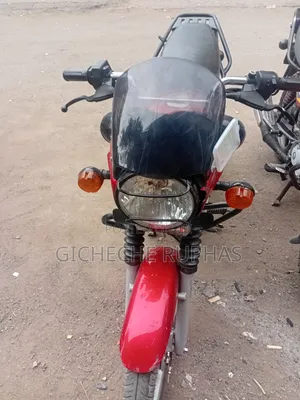 Bajaj Boxer 125 2026 Red