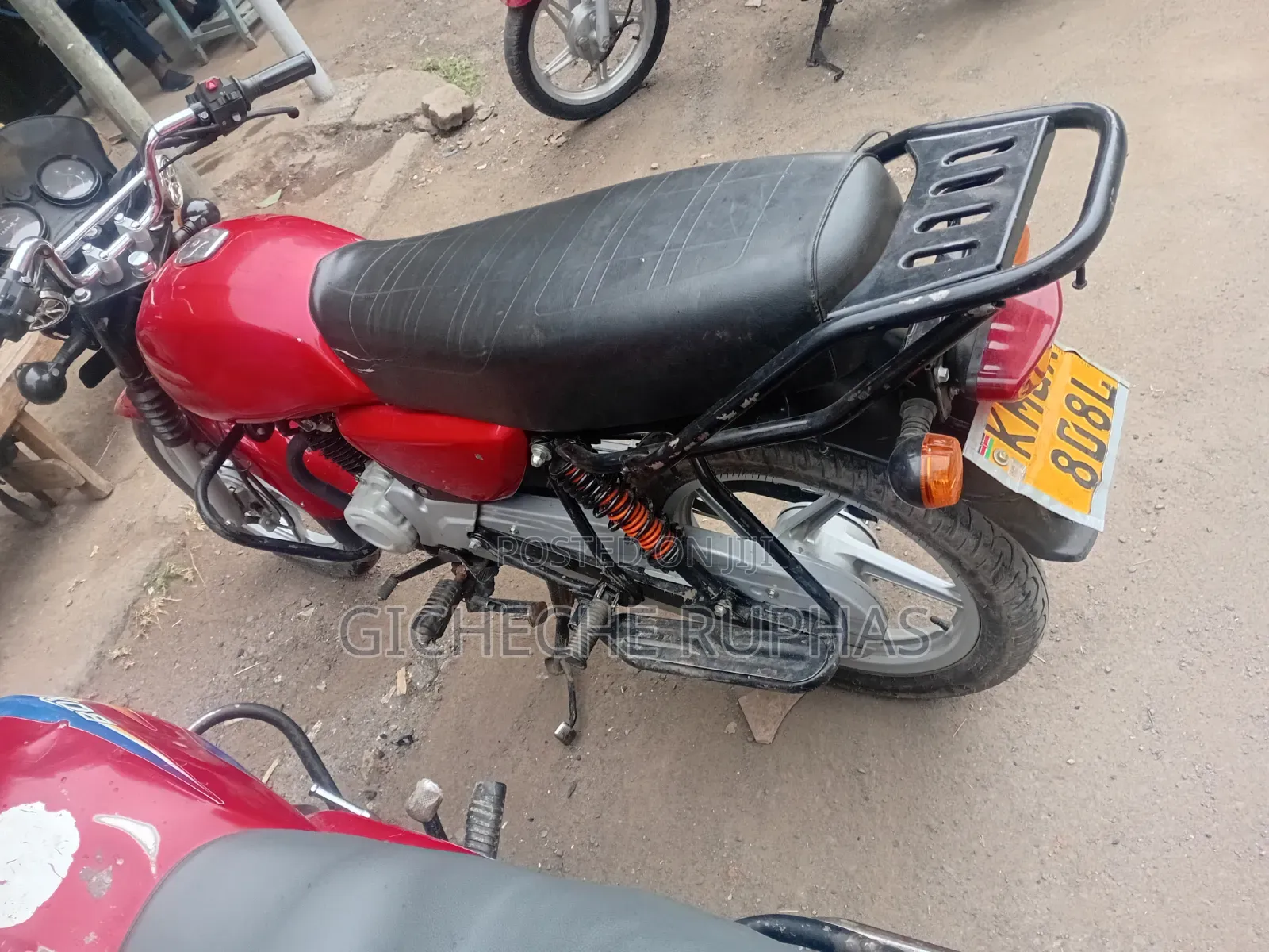 Bajaj Boxer 125 2026 Red