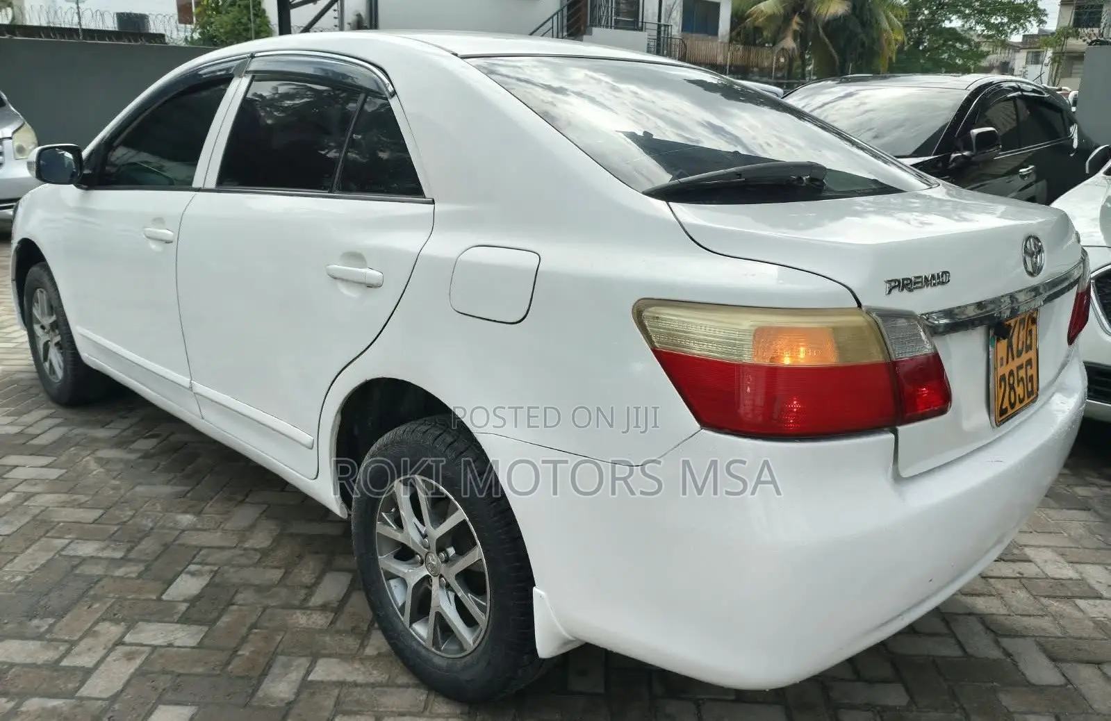 Toyota Premio 2009 White