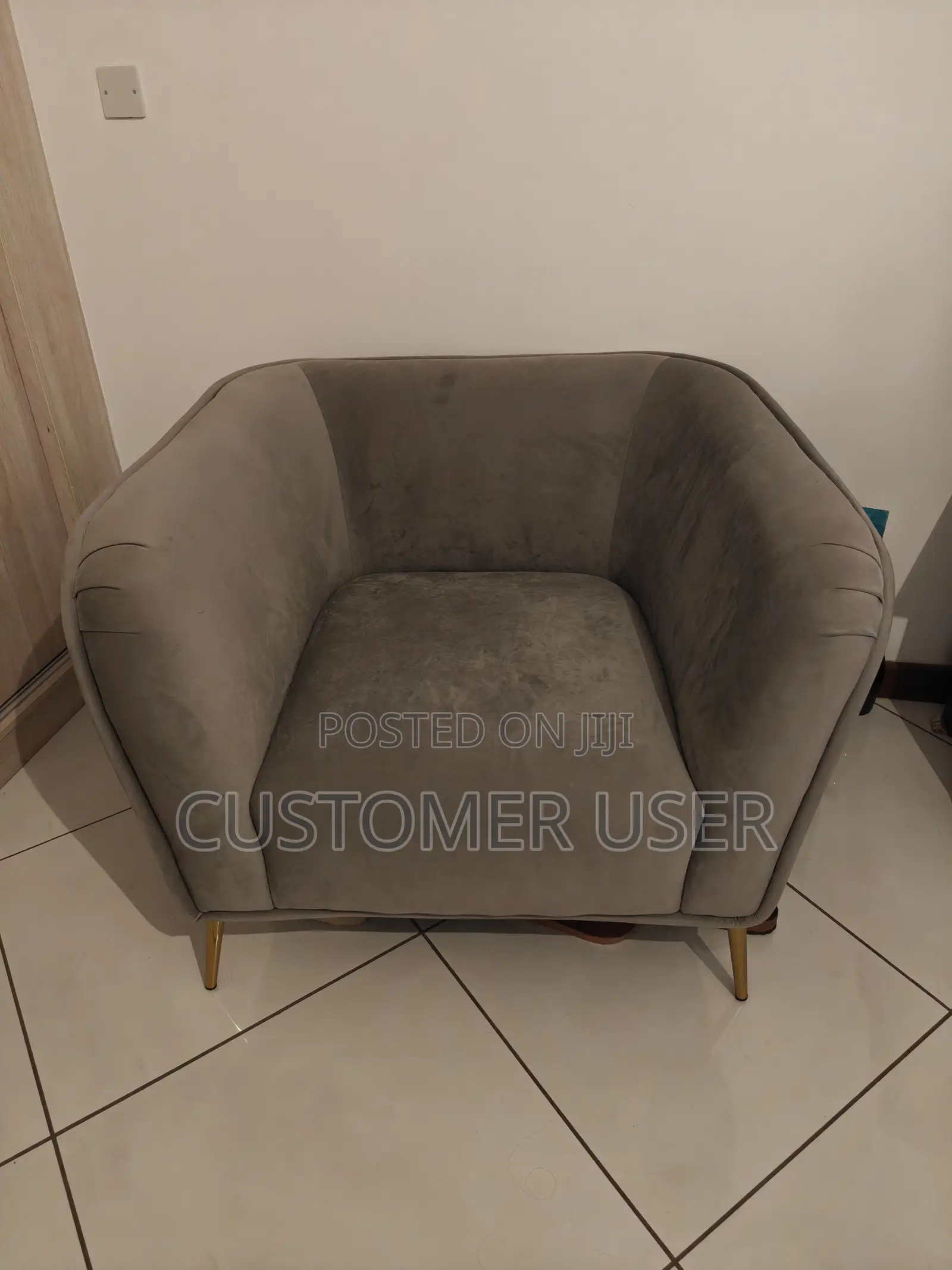 Single Sofa