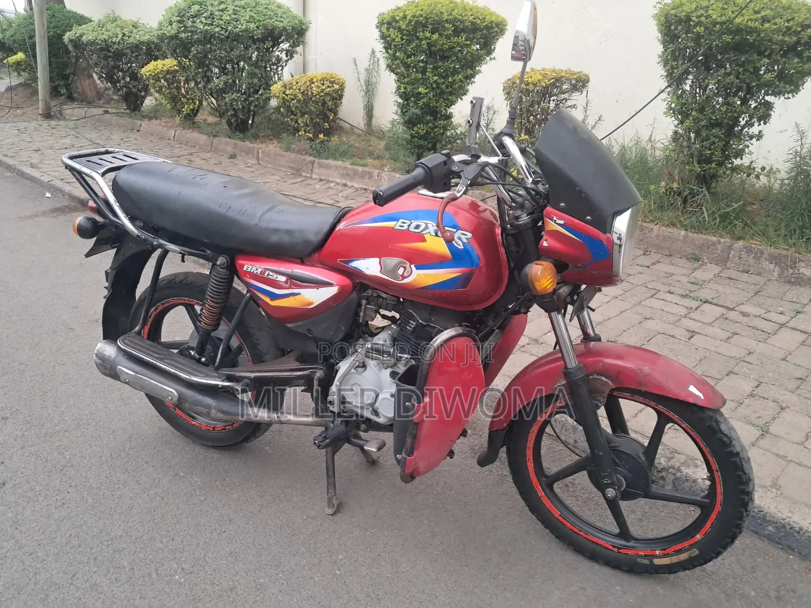 Bajaj Boxer 150 UG 2024 Red