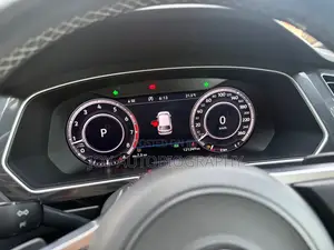 Toyota Harrier 2.0 2020 Red