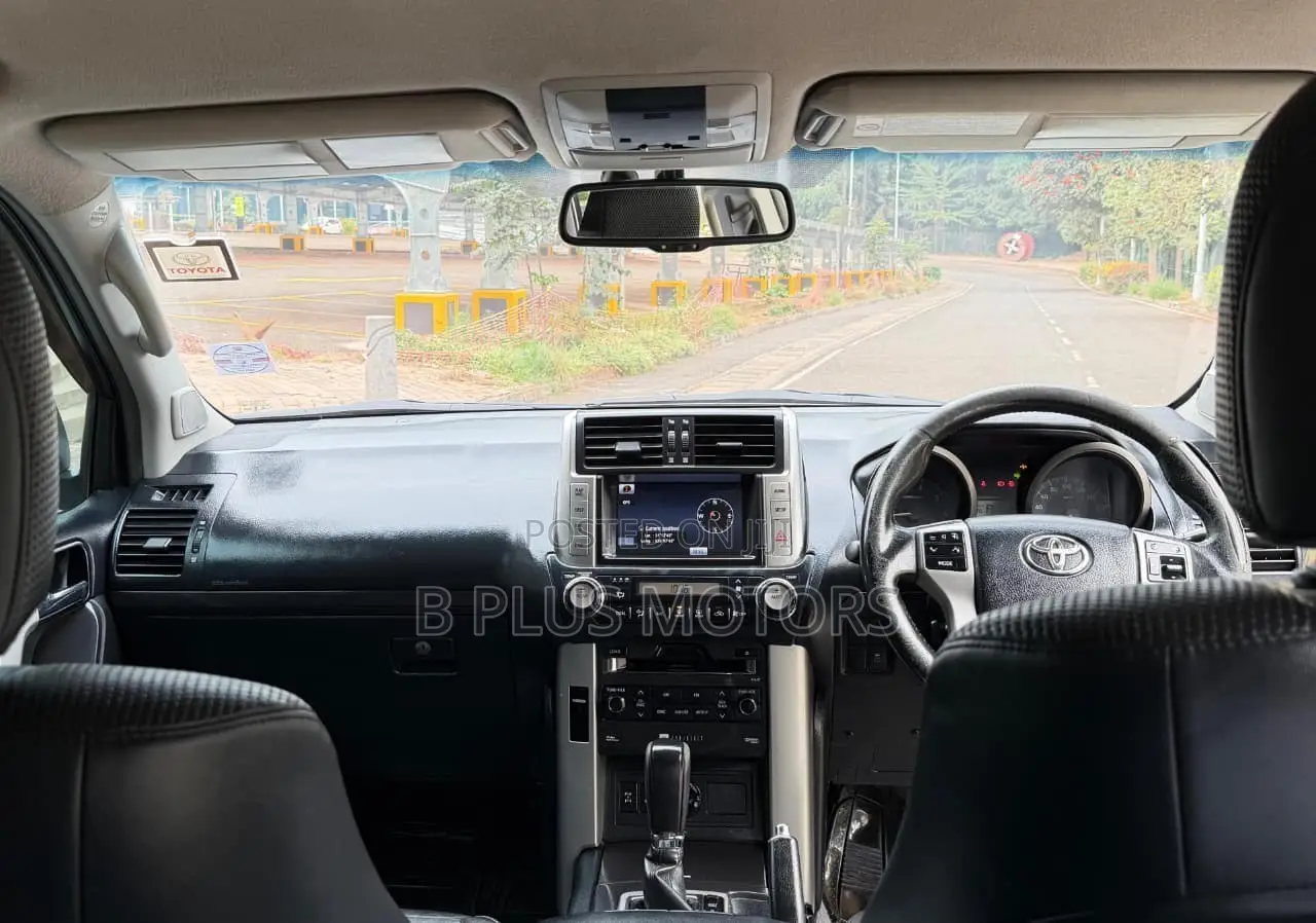 Toyota Land Cruiser Prado 3.0 TD 2010 White