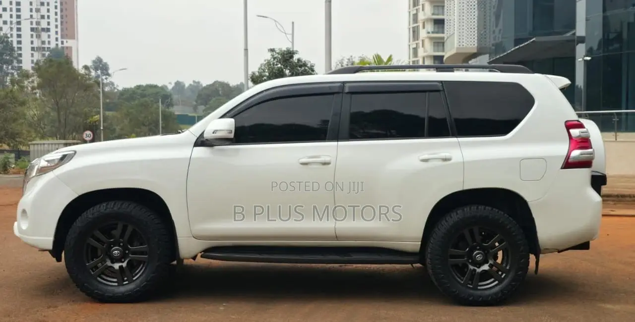 Toyota Land Cruiser Prado 3.0 TD 2010 White