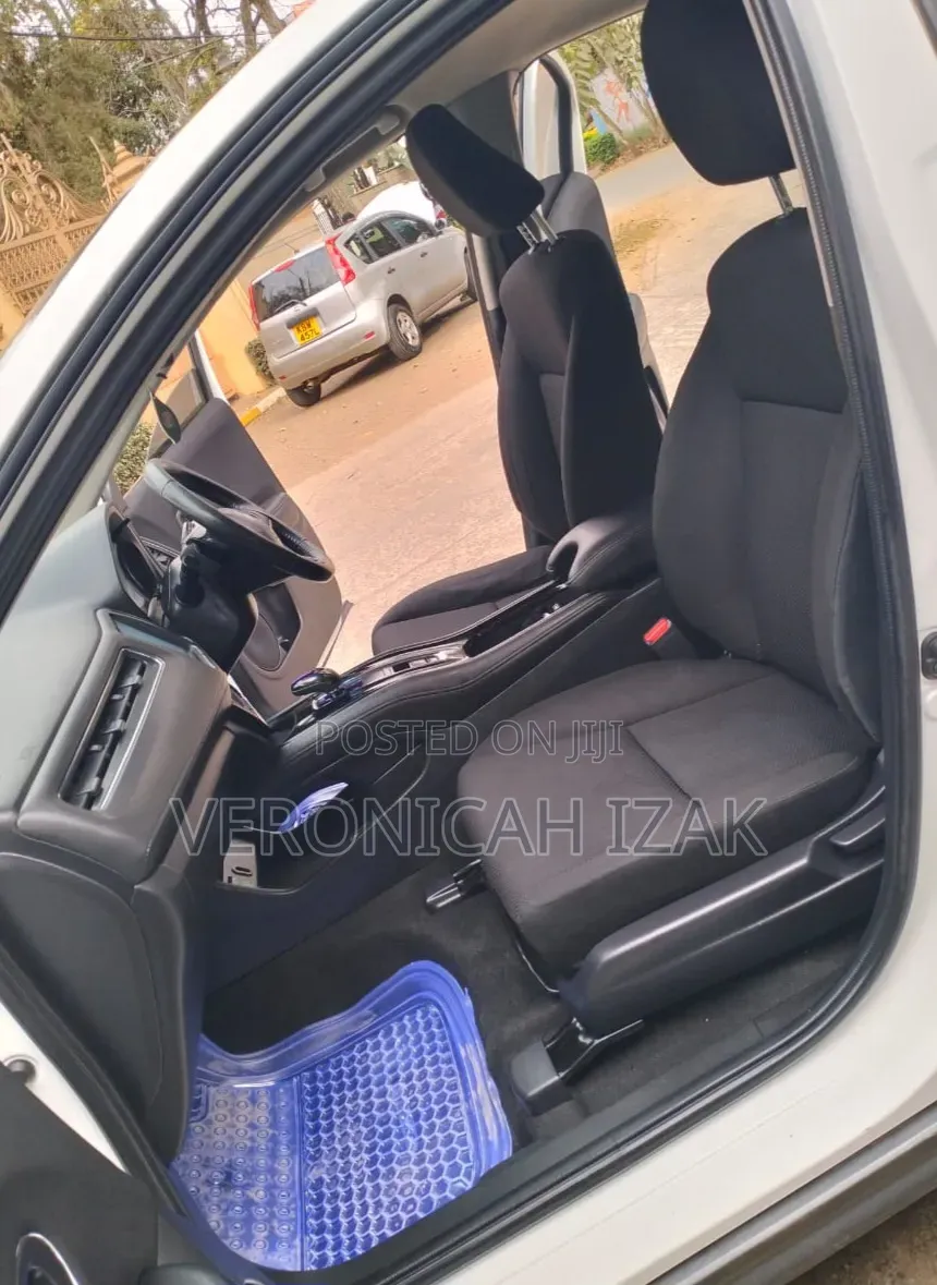Honda Vezel 2015 White