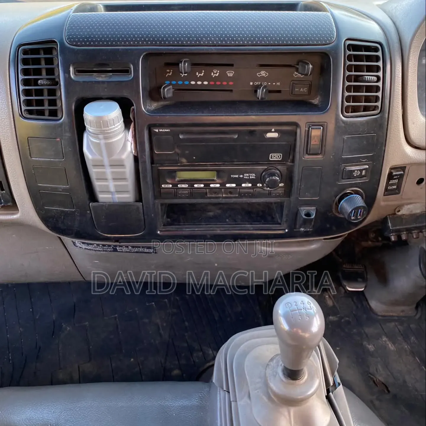 Toyota Dyna 2009 White
