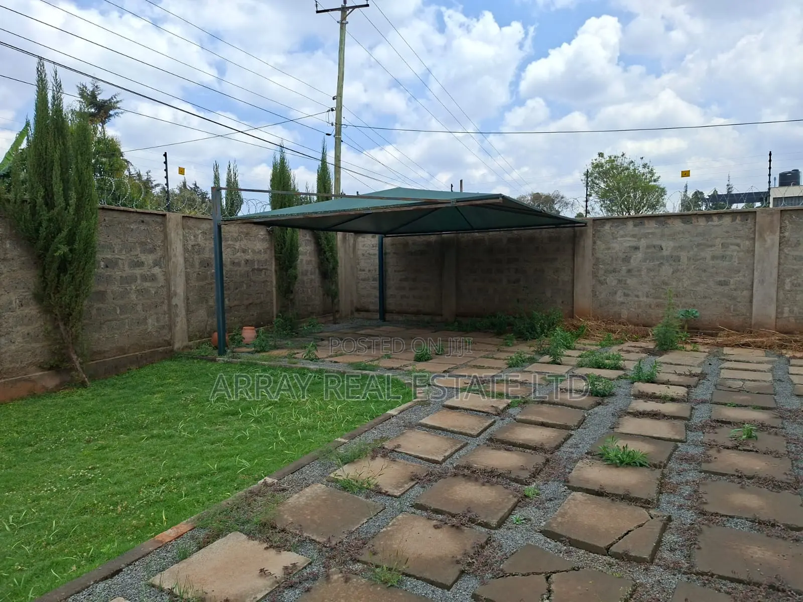 4bdrm Maisonette in 4Br Sitting On 50 X, Karai for sale